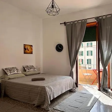 Big House Al Centro Di Διαμέρισμα *